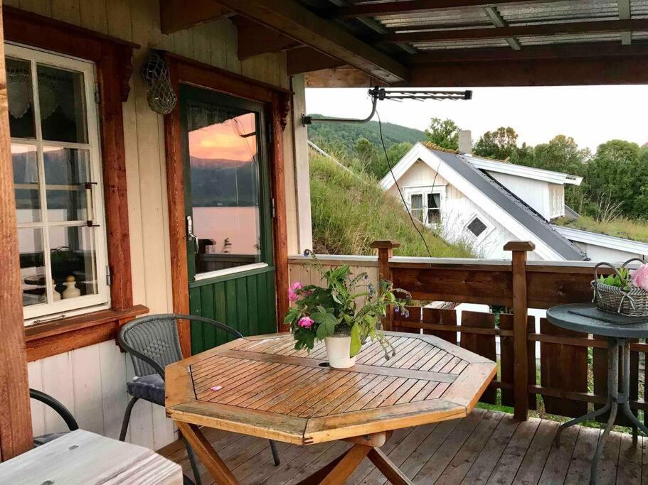 Вилла House By The Sea Сортланн Экстерьер фото
